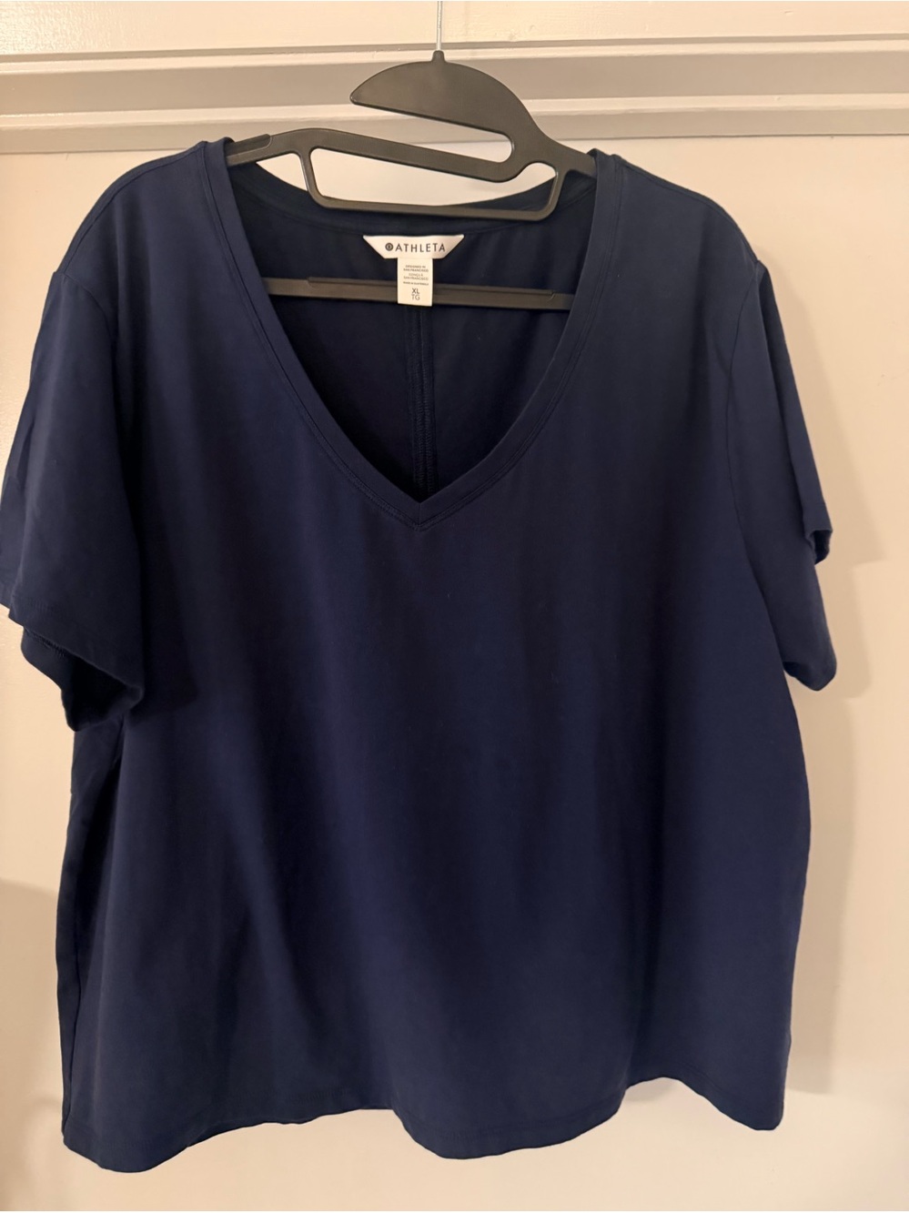 Athleta Women's Organic Daily Cropped Blue V-Neck Short Sleeve Tee Shirt - XL